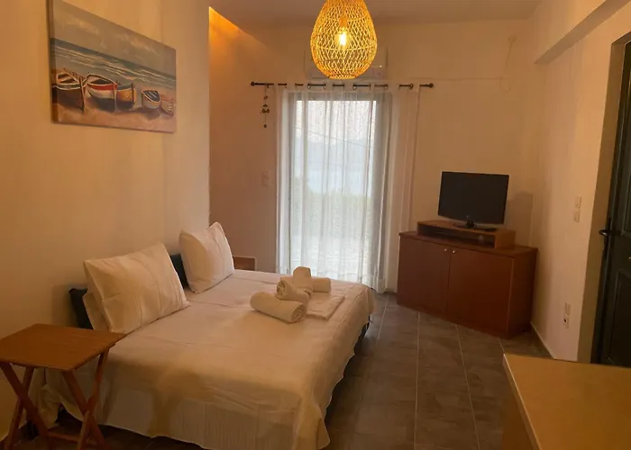 Avra Maria Lefkada